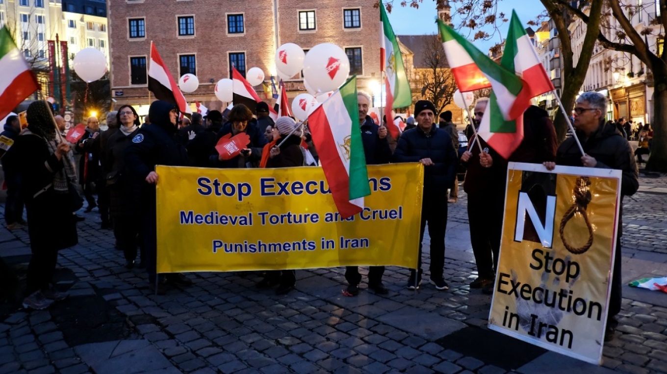 Εκτέλεσαν έξι μαχητές στο Ιράν με την κατηγορία ότι είχαν δεσμούς με το Ισραήλ