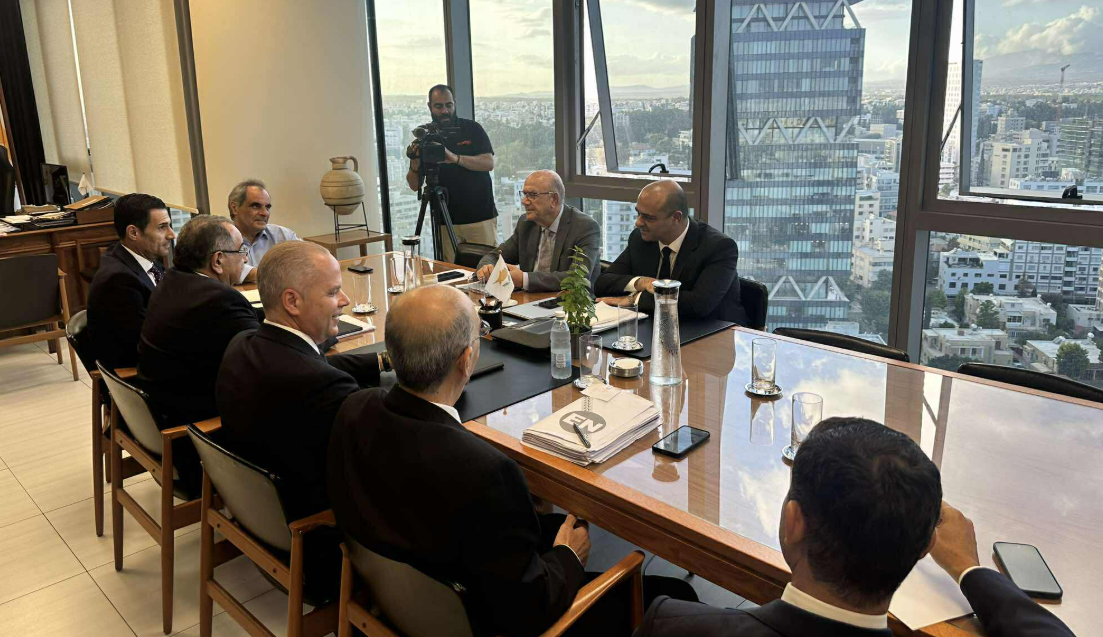 Ομόφωνο «όχι» από ΟΕΒ στο κυβερνητικό πλαίσιο για ΑΤΑ