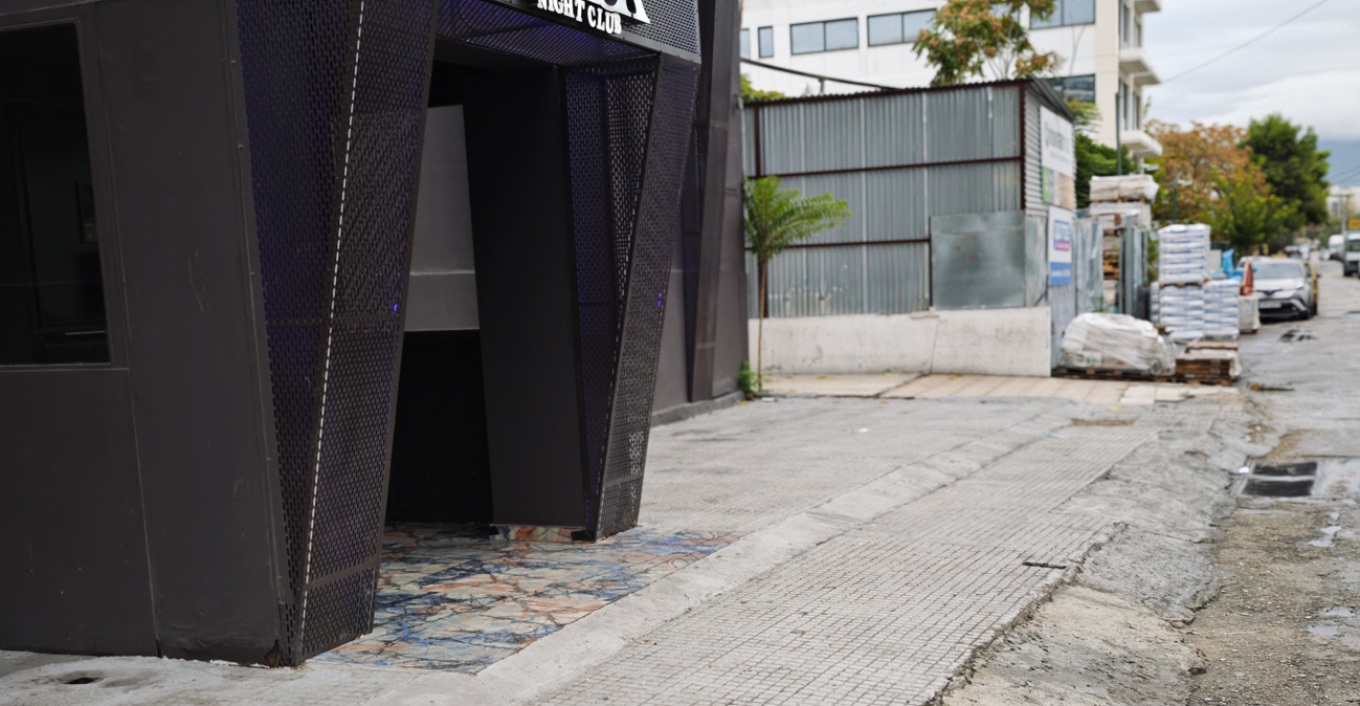 ΦΩΤΟ: Άγριο φονικό στο Περιστέρι, σκότωσαν 37χρονο έξω από κλαμπ