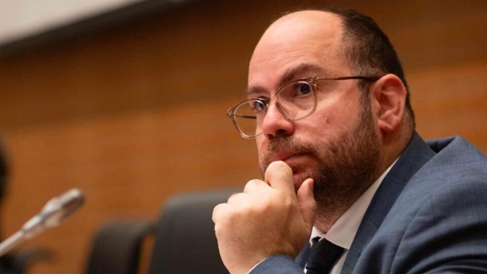 Στην κούρσα των Βουλευτικών ο Ανδρέας Χρίστου, με ποιο κόμμα δίνει τα χέρια