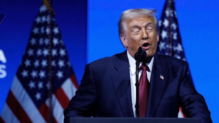 «Σκέφτεται» την αποπυρηνικοποίηση Ρωσίας και Κίνας ο Τραμπ