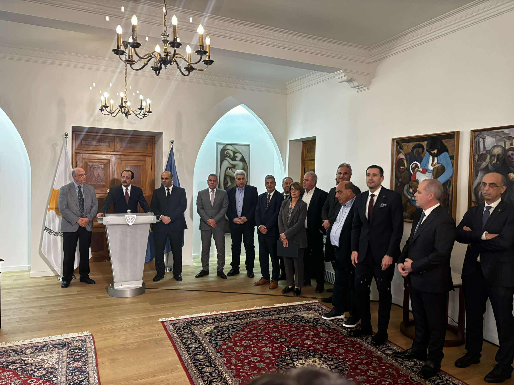 «Έκλεισε» η ΑΤΑ: Υπεγράφη από όλους στην παρουσία ΠτΔ η καταρχήν συμφωνία