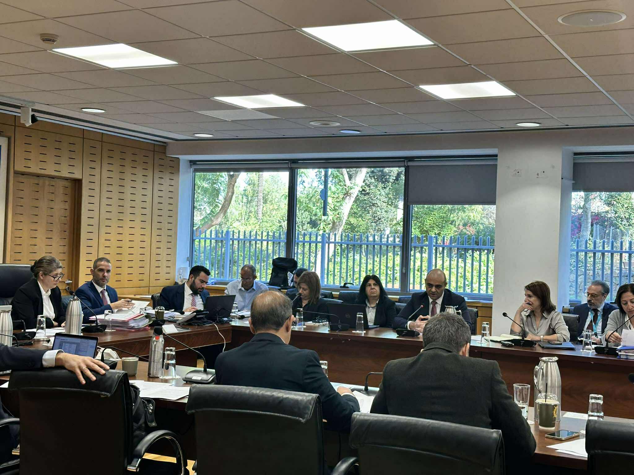 Αύξηση στον κατώτατο μισθό πέραν της ΑΤΑ προανήγγειλε ο Υπουργός Εργασίας