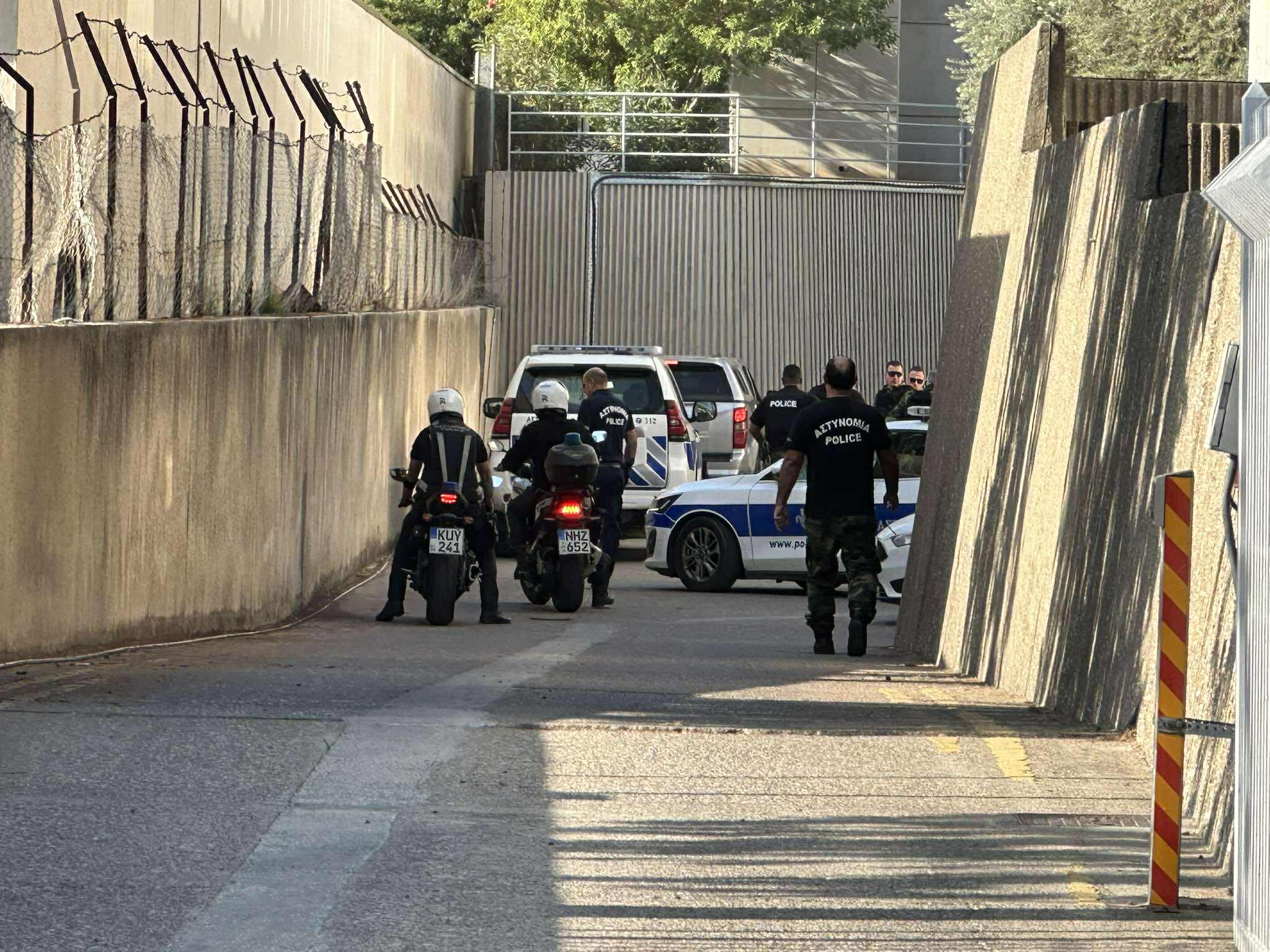 Υπό δρακόντεια μέτρα στο δικαστήριο οι δύο Γεωργιανοί για τον φόνο Δημοσθένους (ΒΙΝΤΕΟ)