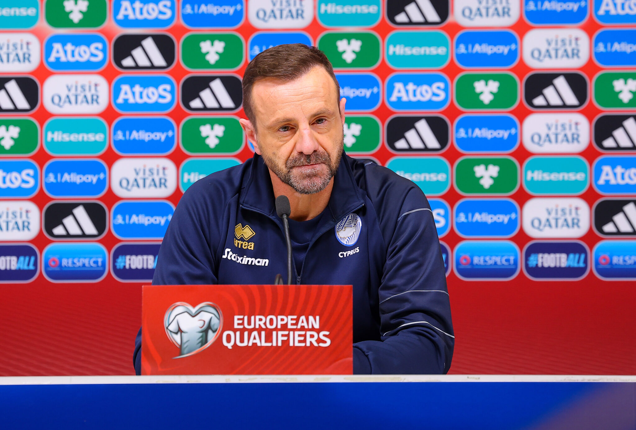 Μάντζιος: «Σεβόμαστε κάθε αντίπαλο» (ΒΙΝΤΕΟ)