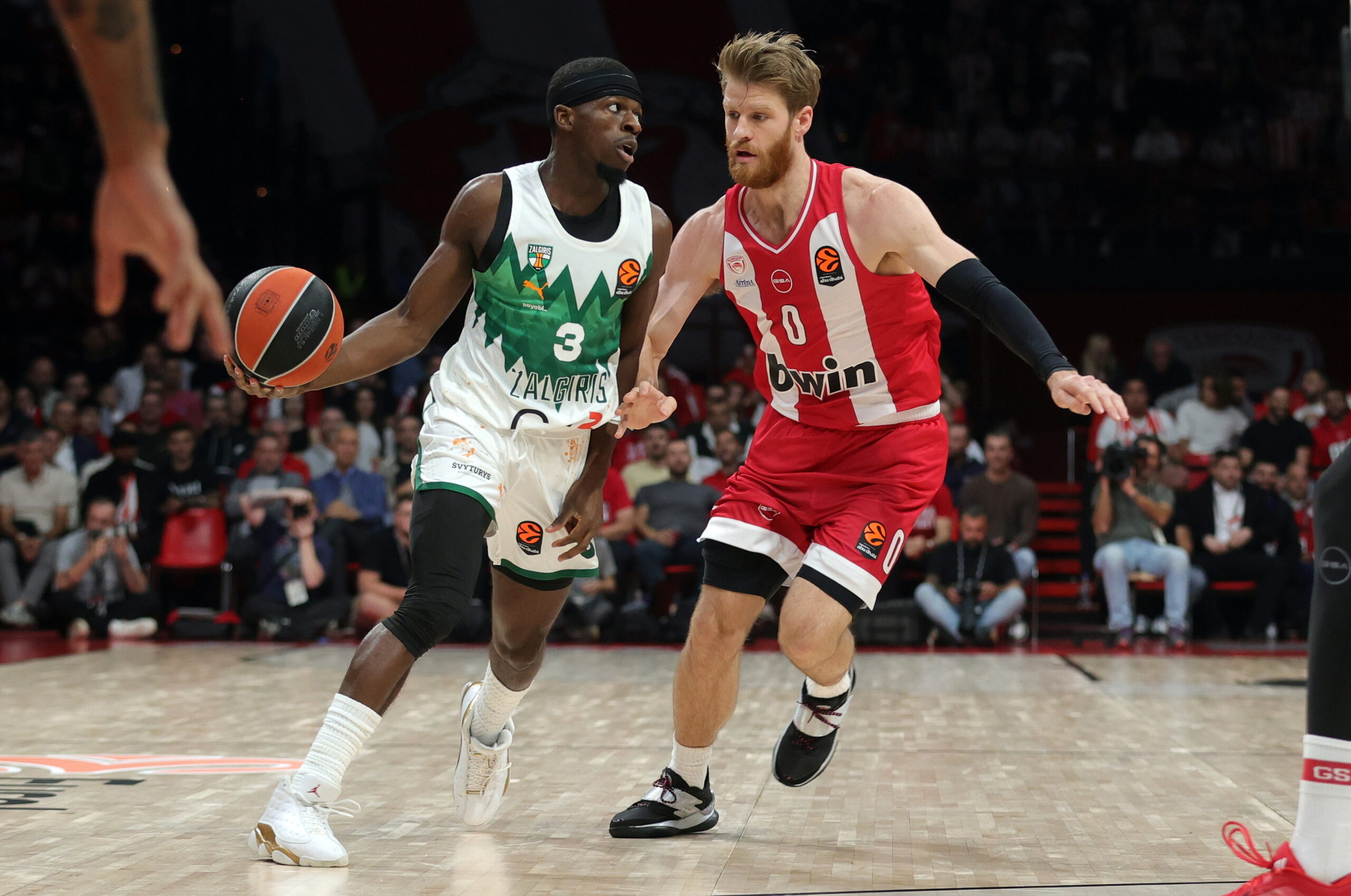 Euroleague: Έπεσε στο 7-4 ο Ολυμπιακός, χέρι-χέρι με Παναθηναϊκό