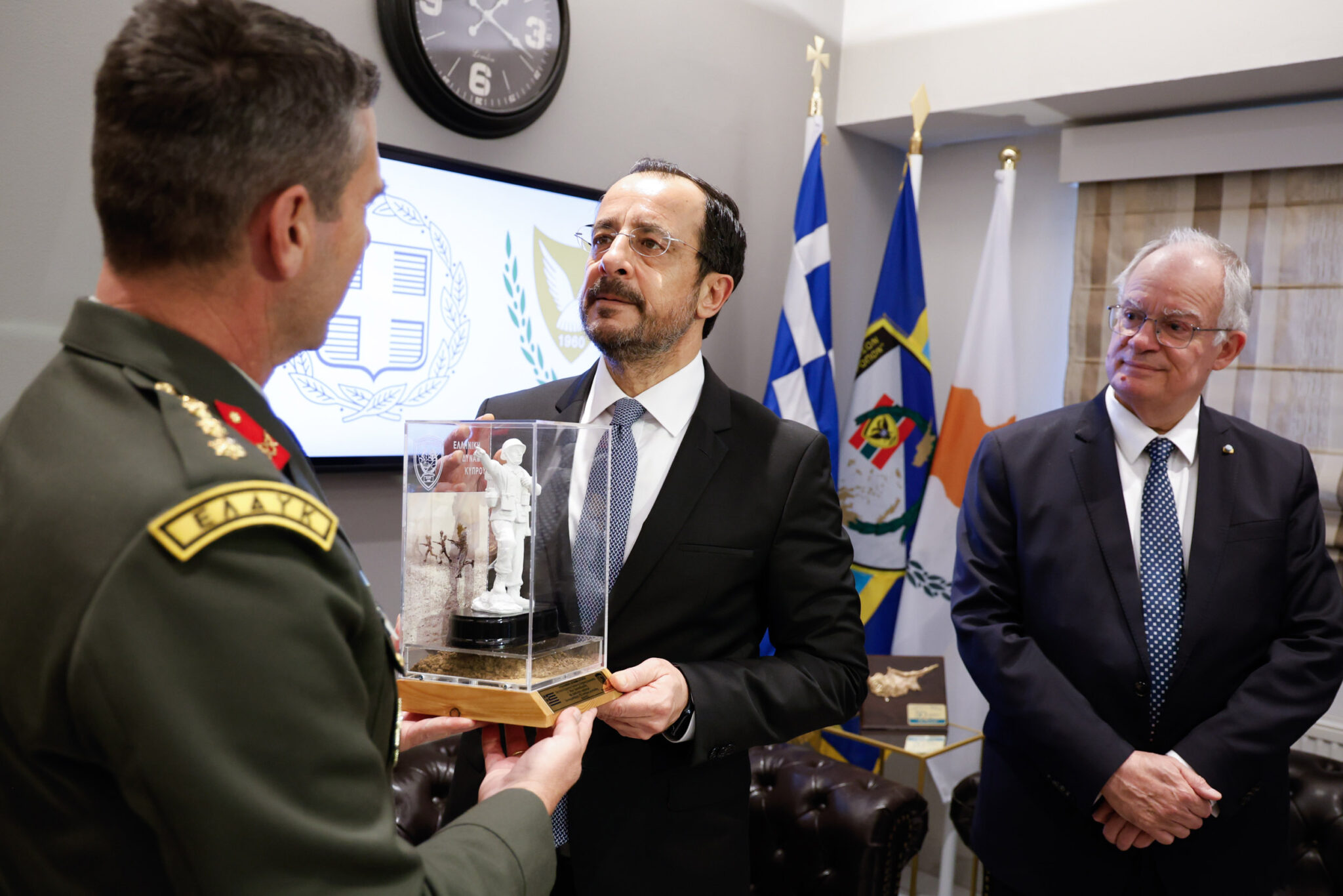 Η ΕΛΔΥΚ απένειμε τιμητική πλακέτα στον Πρόεδρο Χριστοδουλίδη