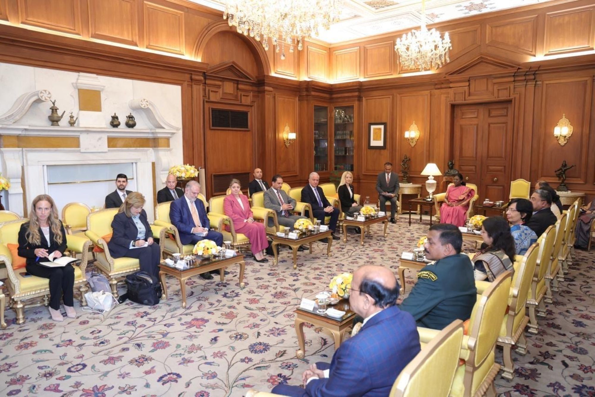 Η Πρόεδρος της Ινδίας επαναβεβαίωσε στην ΠτΒ τη στήριξή της στο Κυπριακό