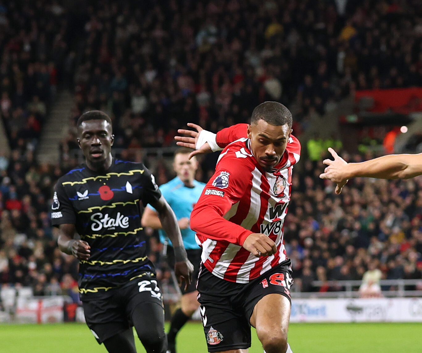 Αρνήθηκε να παραδοθεί στην Έβερτον και παρέμεινε στην τετράδα η Σάντερλαντ