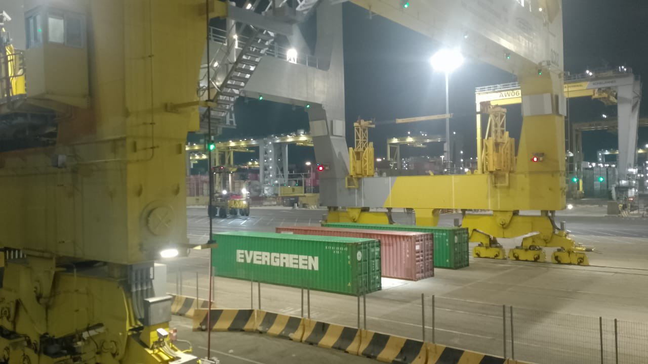 Έφτασαν στο λιμάνι του Ασντόντ οι 940 τόνοι ανθρωπιστικής βοήθειας από Κύπρο