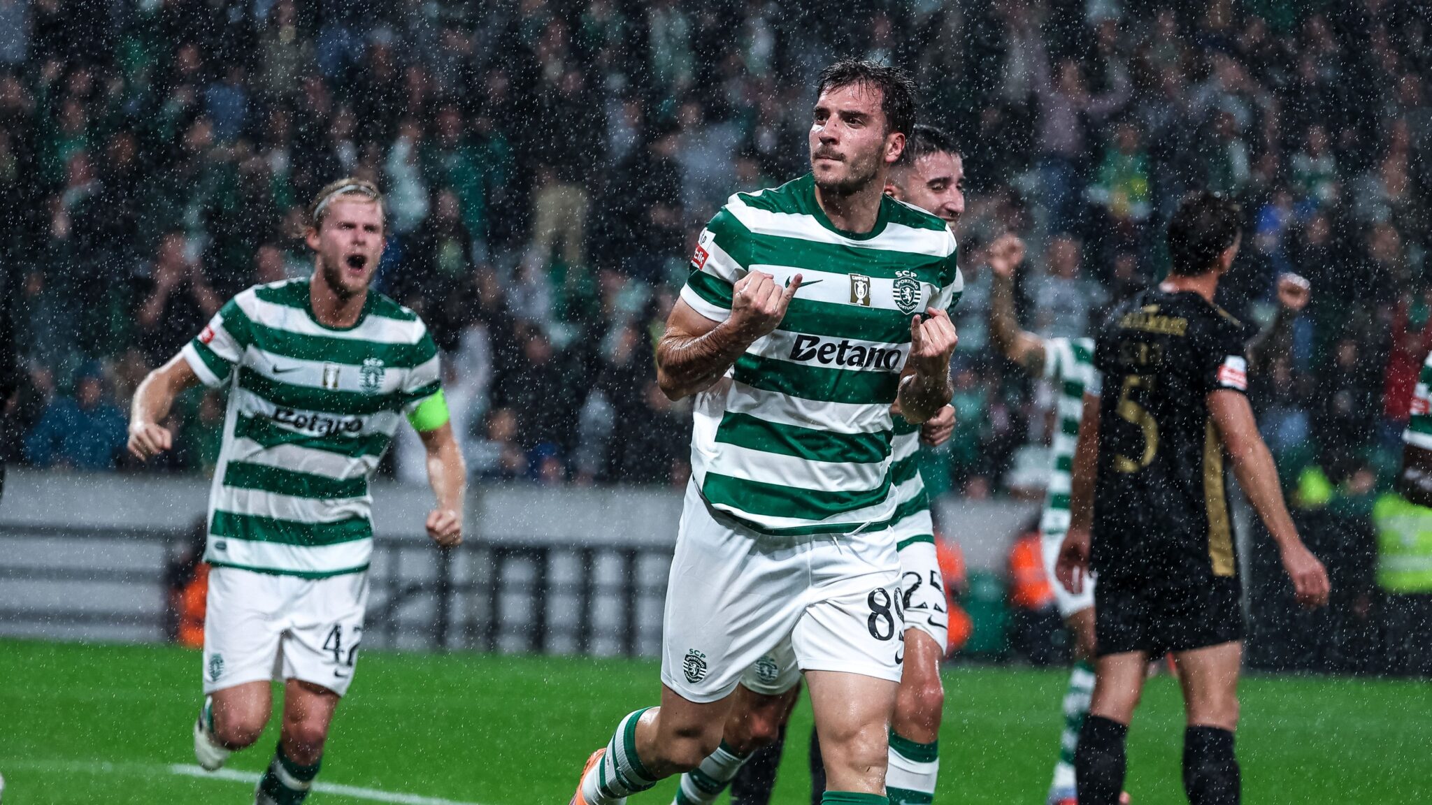 «Ένας παίκτης που πετυχαίνει εντυπωσιακά γκολ» – Το εγκώμιο του τεχνικού της Σπόρτινγκ για τον Ιωαννίδη