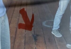 ΦΩΤΟ: Από τριβή υλικού στο πάτωμα η φωτιά στο εργοστάσιο κατασκευής φυσιγγίων