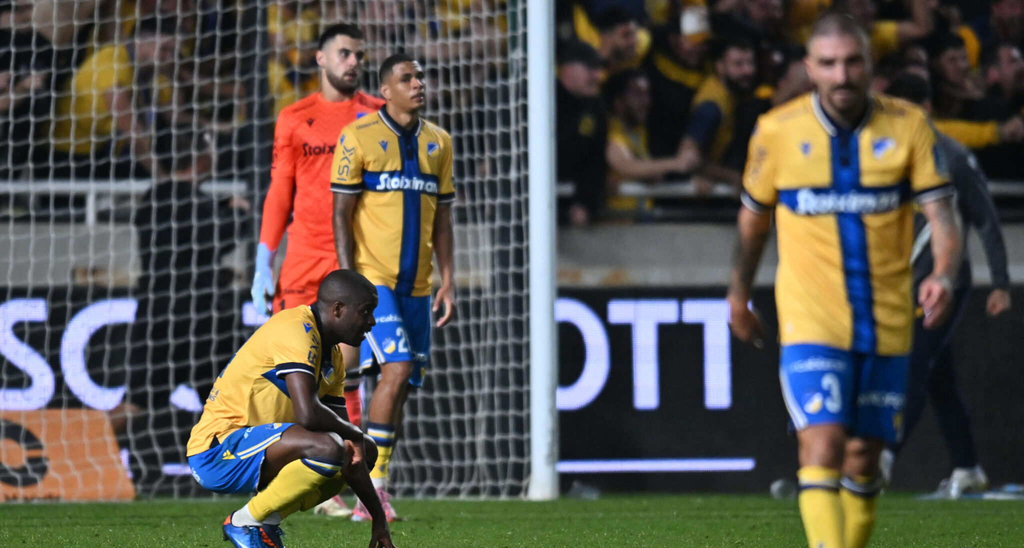 Δεν αντέδρασε και… μοιραία έχασε – Αγωνία για Πιέρο Σωτηρίου, περνά από εξετάσεις