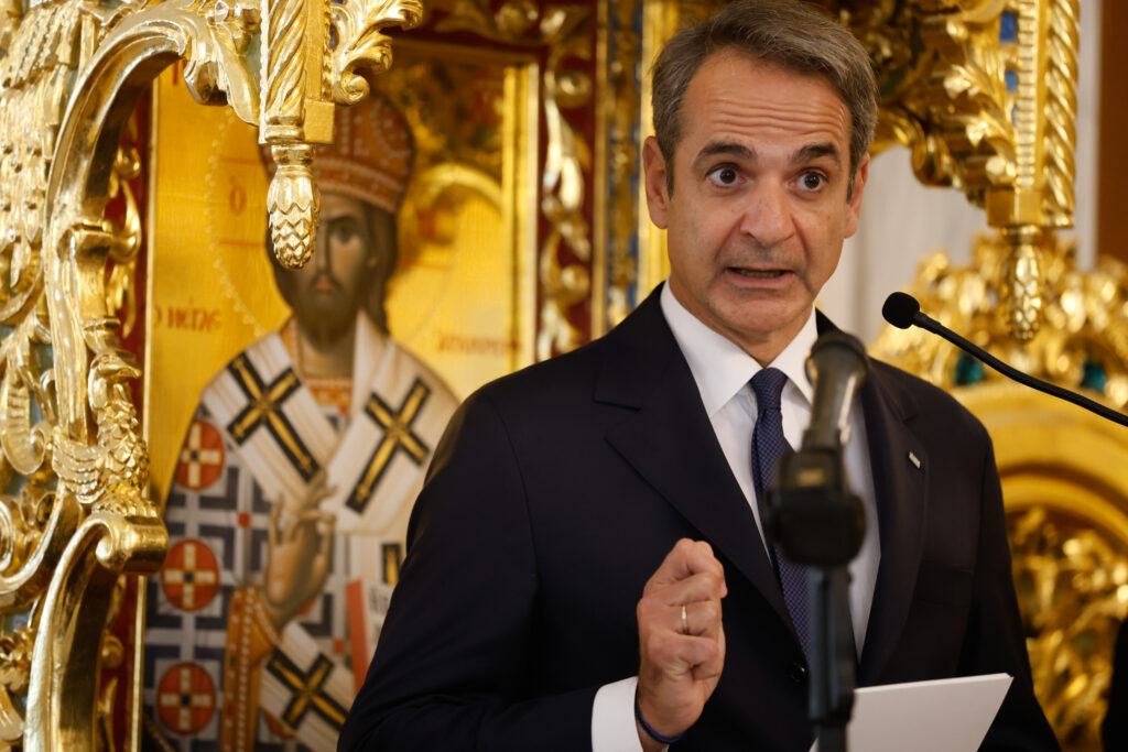 «Μία ενωμένη κι ειρηνική Κύπρος»: Με μηνύματα και δεσμεύσεις Μητσοτάκη το μνημόσυνο Κληρίδη