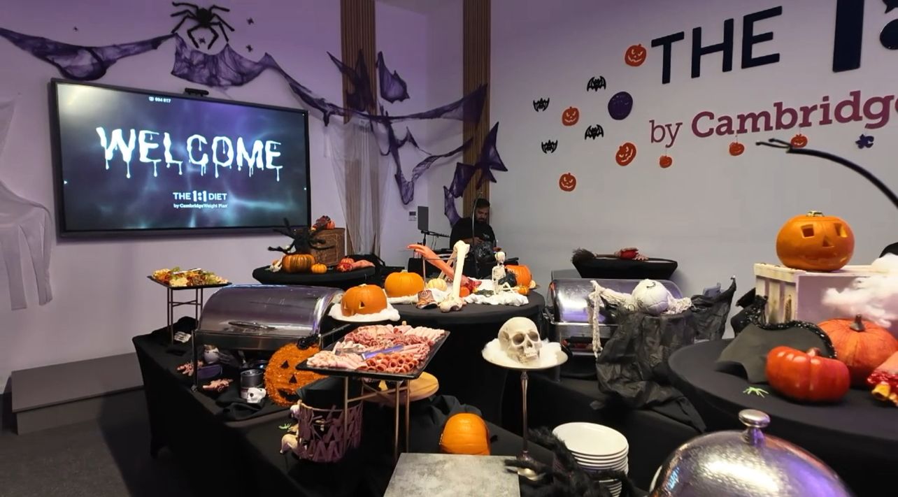 Η The 1:1 Diet διοργάνωσε μια καθηλωτική Βραδιά Μυστηρίου για το Halloween και παρουσίασε τα νέα της Lifestyle Projects