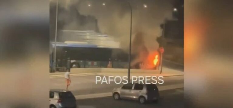 Δεύτερο περιστατικό φωτιάς σε ίδιου τύπου λεωφορείο μέσα σε δύο μήνες