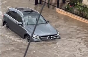 ΒΙΝΤΕΟ: Δρόμοι ποτάμια στη Λεμεσό, σημειώνονται έντονες βροχοπτώσεις