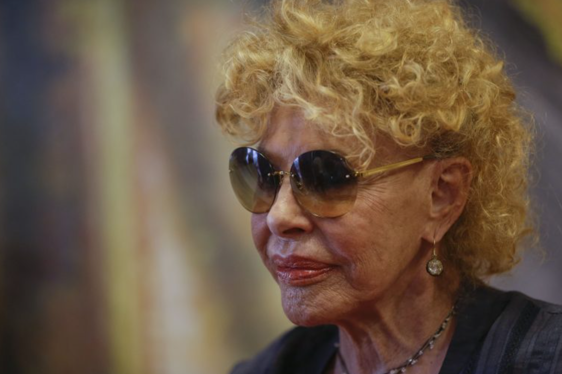 Έφυγε από τη ζωή η Ιταλίδα τραγουδίστρια Ορνέλα Βανόνι