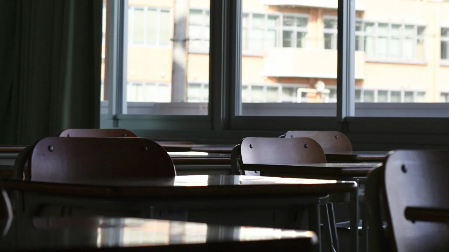 «Παραλύει» η εκπαίδευση: Όλα όσα πρέπει να γνωρίζουν γονείς και μαθητές