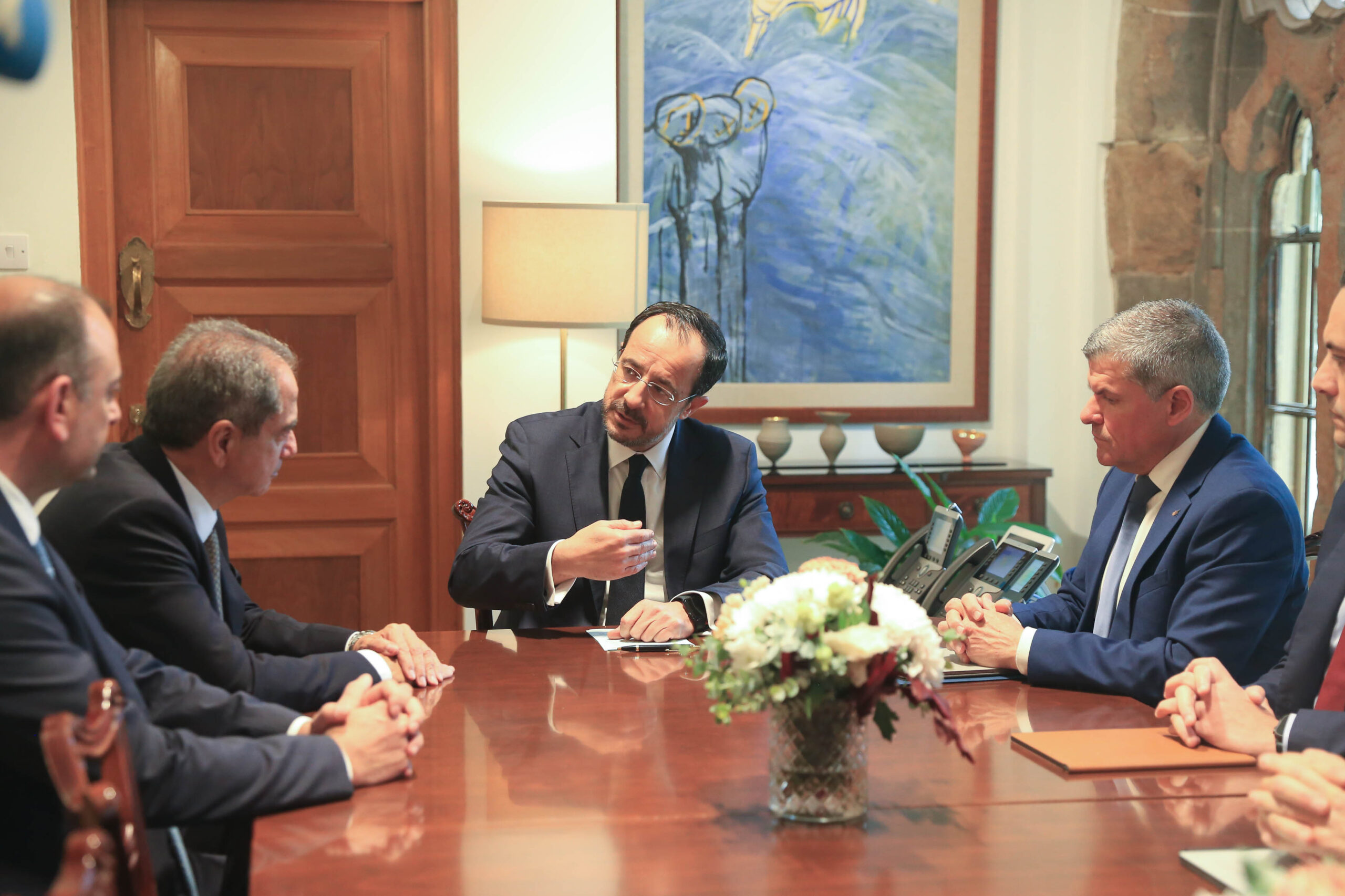 Ηλεκτρική διασύνδεση και με Λίβανο; Στο τραπέζι του διαλόγου Χριστοδουλίδη-Σαάντι