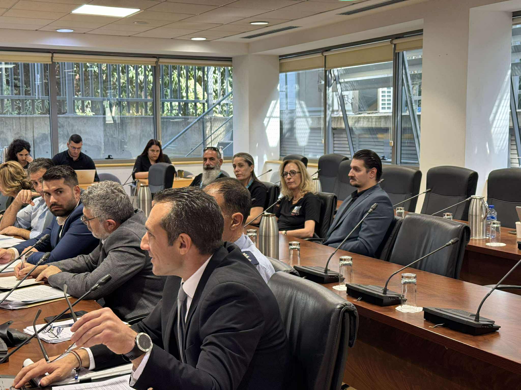 «Τα παιδιά μας δολοφονήθηκαν»: Στη Βουλή οι γονείς του Κυριάκου και της Στυλιανής, θα πάνε στο ΕΔΑΔ αν δεν υπάρξει τιμωρία