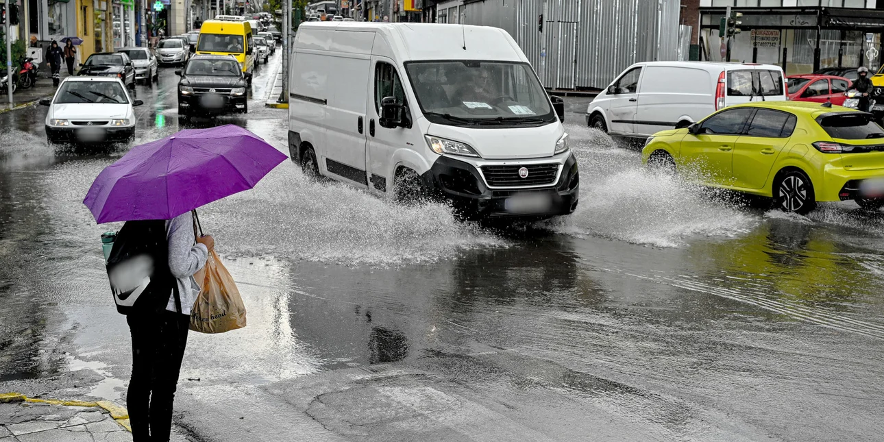 Επιμένει η κακοκαιρία Adel: Στο επίκεντρο Ανατολικό Αιγαίο και Δωδεκάνησα