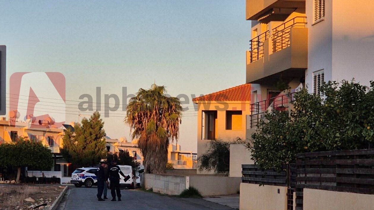 Μυστήριο στο Παραλίμνι: Άγνωστα τα αίτια θανάτου της γυναίκας που βρέθηκε νεκρή στο μπάνιο