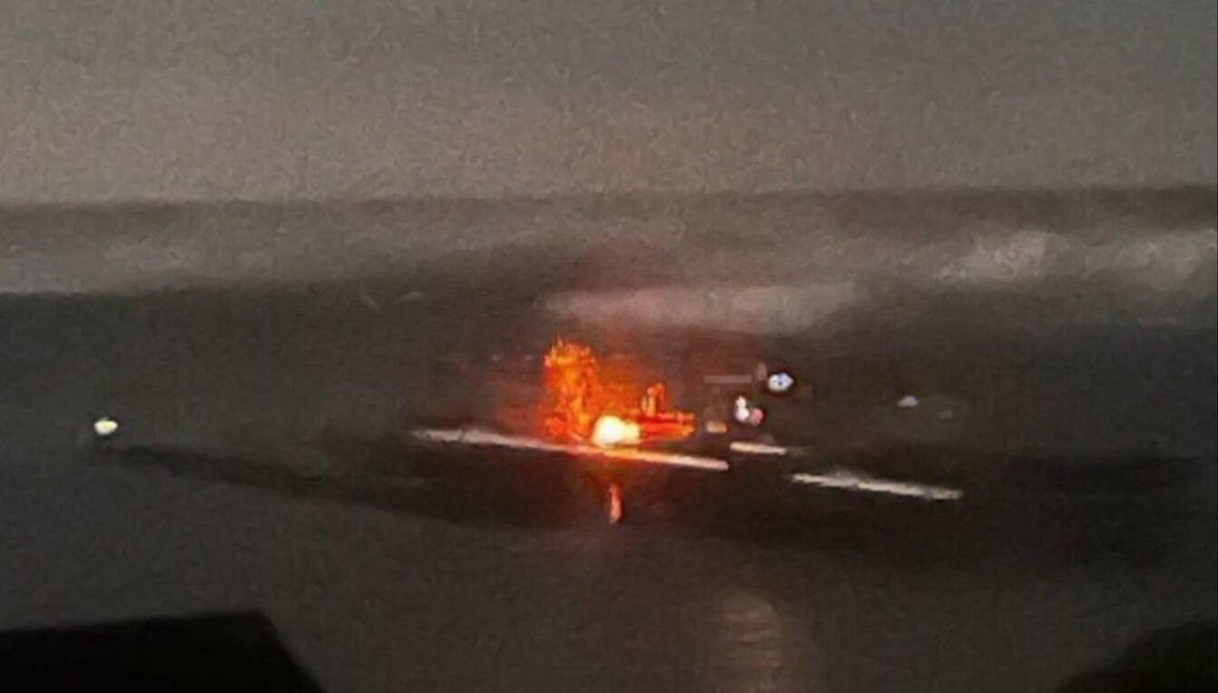 ΒΙΝΤΕΟ: Μεγάλη φωτιά σε ρωσικό λιμάνι εξαιτίας επιδρομής ουκρανικών drones