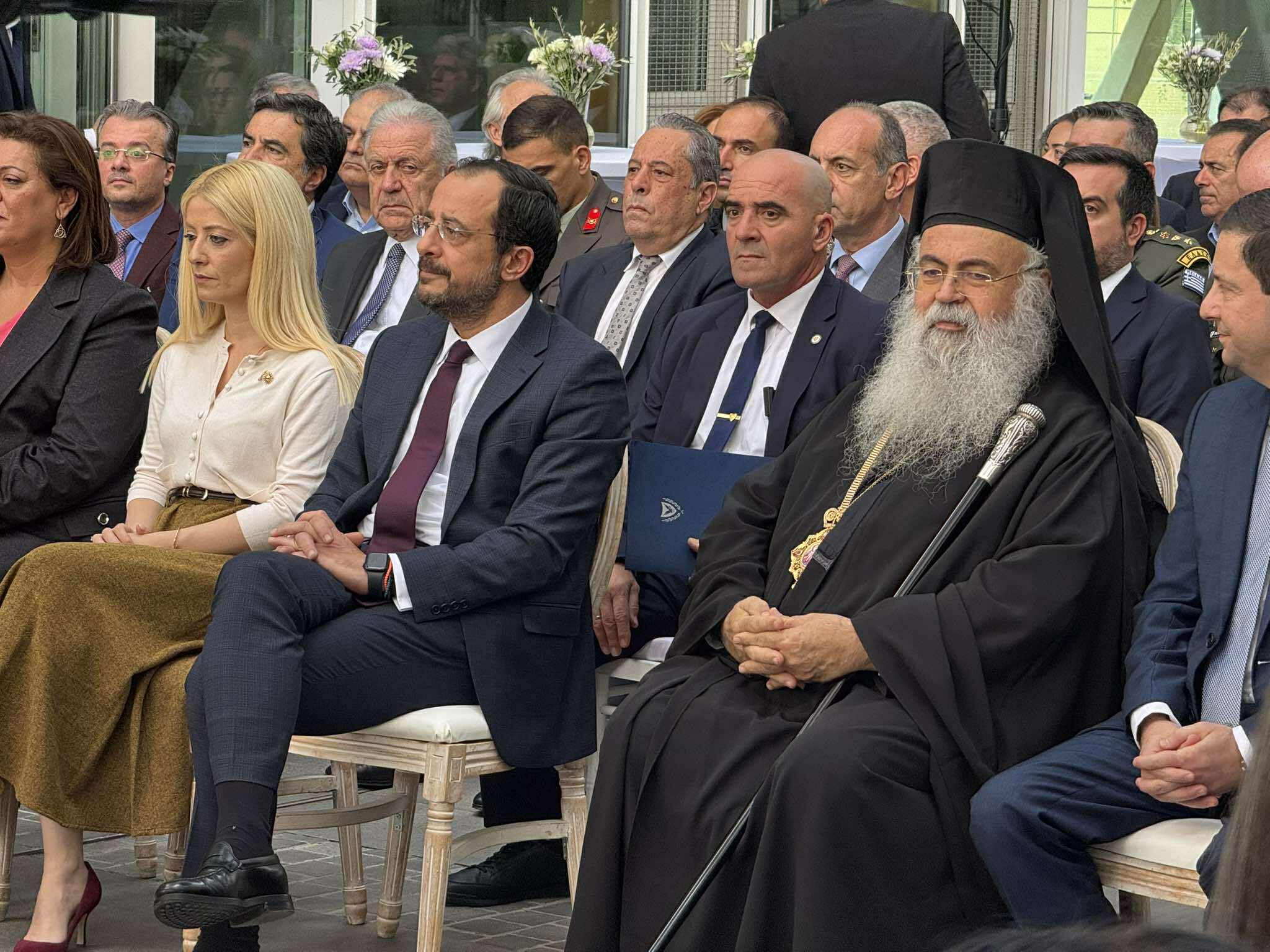 «Φαντασιώσεις κάποιων»: Η απάντηση ΠτΔ για τη διασύνδεση ΑΤΑ-ανασχηματισμού