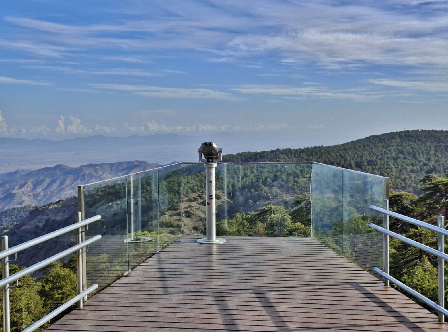 ΦΩΤΟ: Ανοικτό ξανά το σημείο θέας στο δρόμο Τροόδους-Προδρόμου