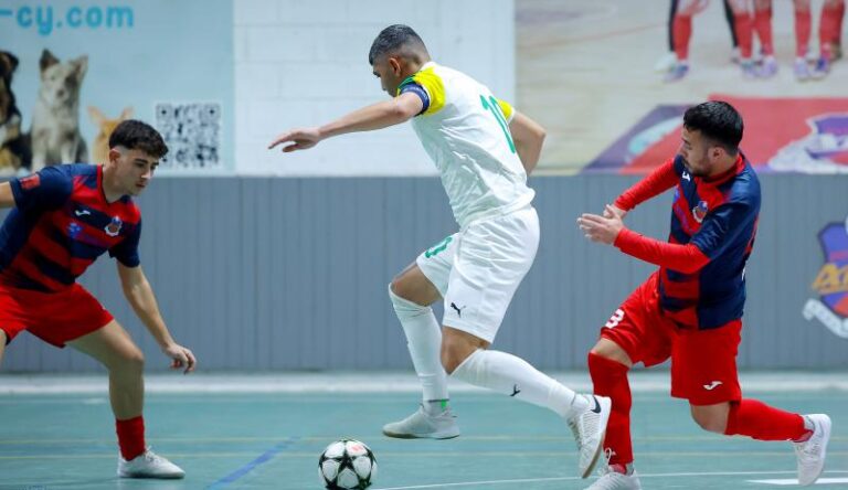 Φούτσαλ: Πήρε ισοπαλία θρίλερ ο ΑΠΟΕΛ, εύκολη επικράτηση για τον Απόλλωνα