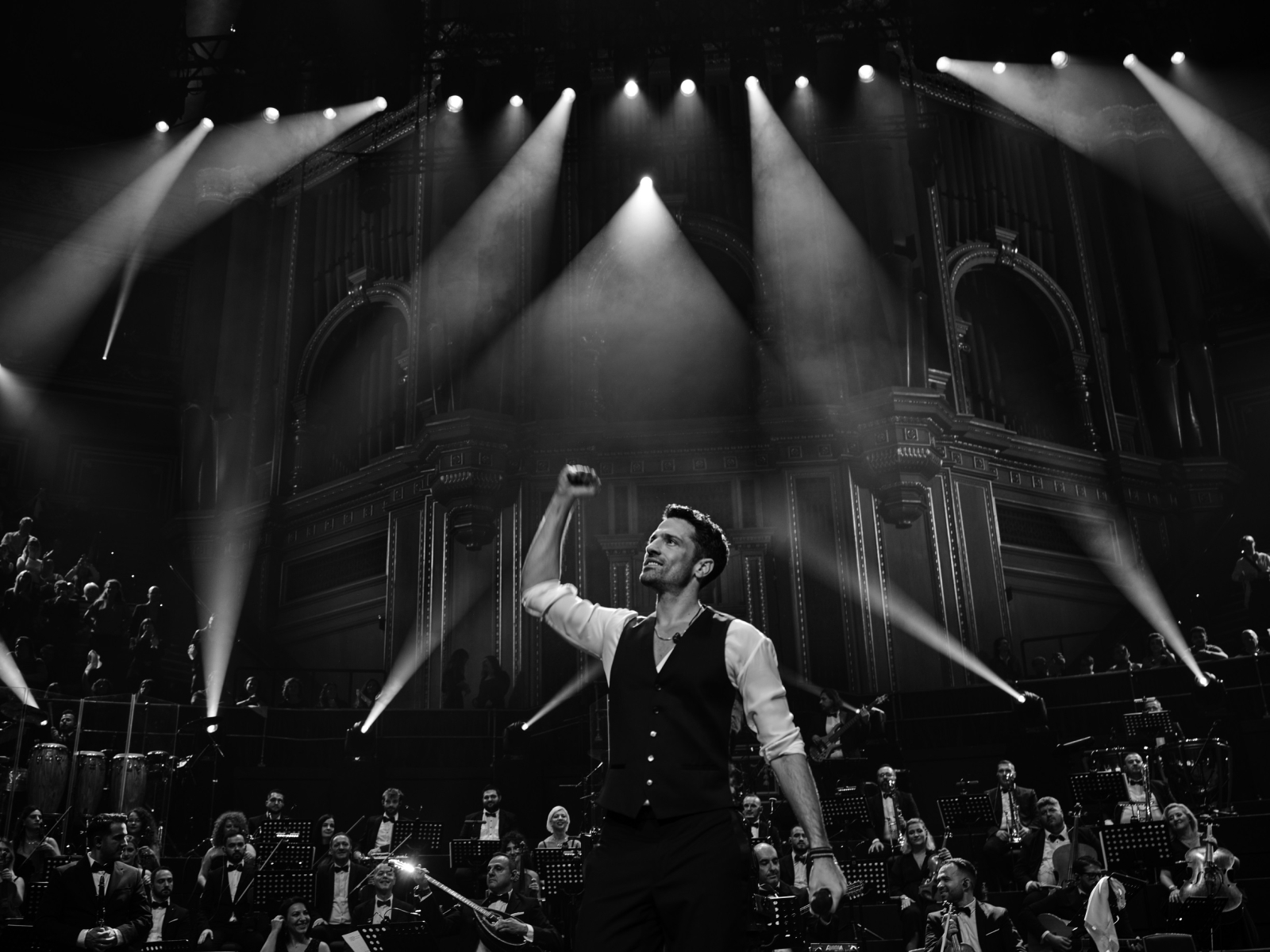 Η εμβληματική συναυλία του Κωνσταντίνου Αργυρού στο Royal Albert Hall στον ALPHA Κύπρου