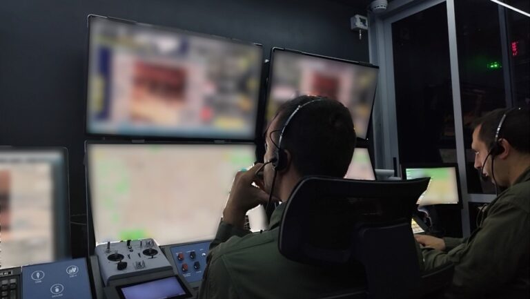 Γι’ αυτό τον λόγο η ΕΦ ζητά πιστοποιητικό γυναικολόγου από υποψήφιες χειρίστριες drone