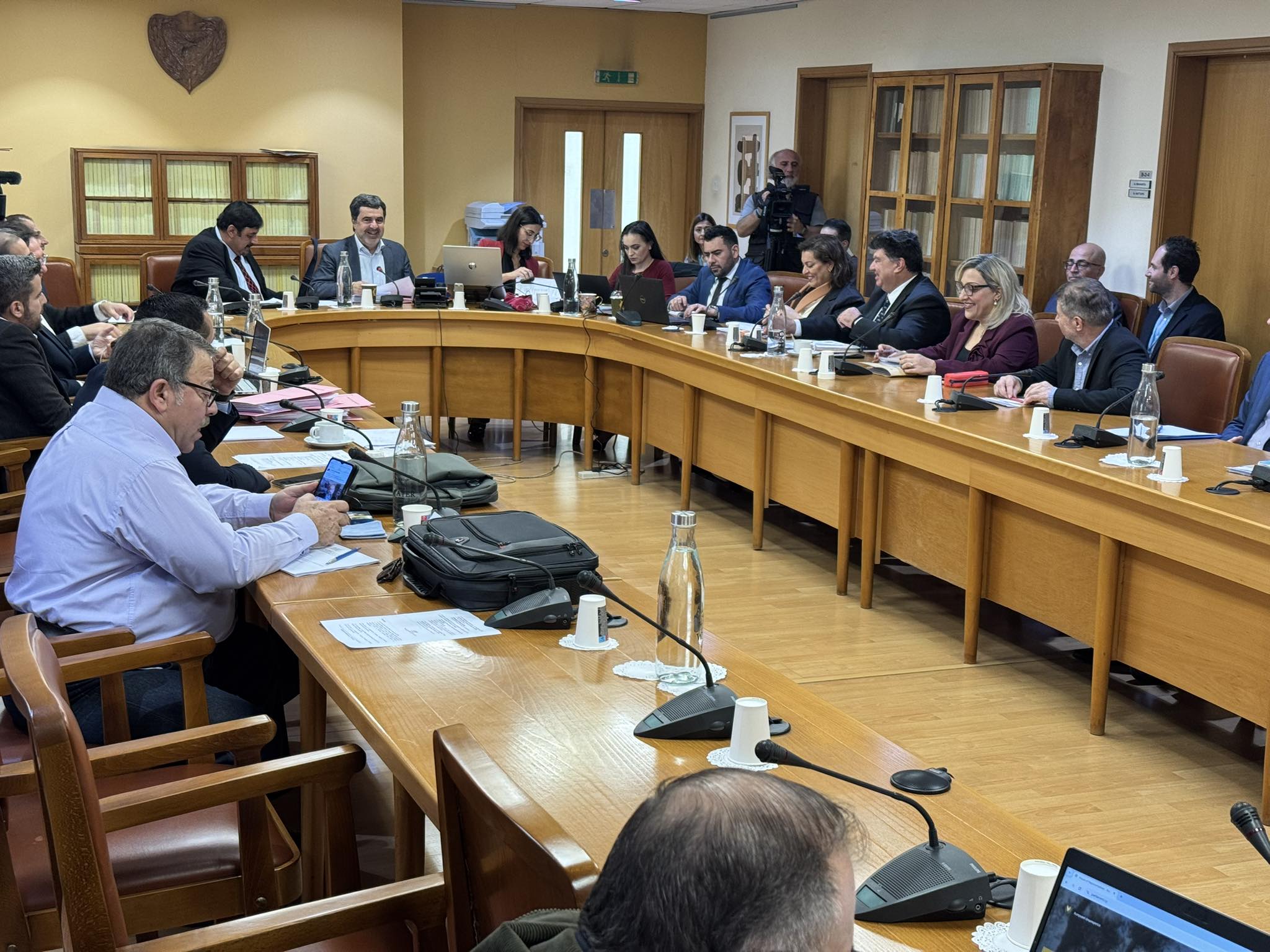 Πάει Ολομέλεια η αξιολόγηση εκπαιδευτικών: Καταγγέλλει απειλές και εκβιασμούς ο Μυλωνάς