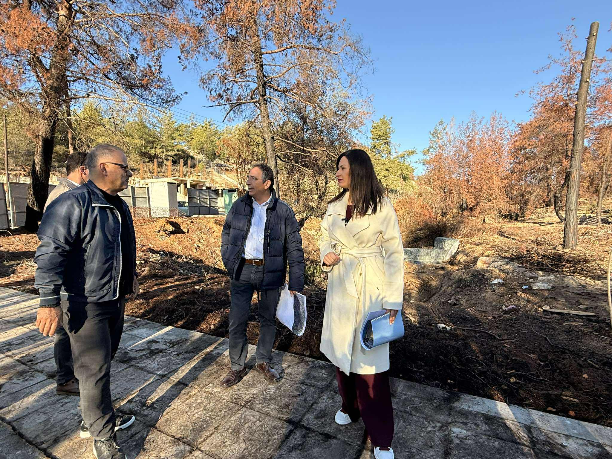 Επιθεώρησε αντιπλημμυρικά έργα σε πυρόπληκτες περιοχές η Υπουργός Γεωργίας