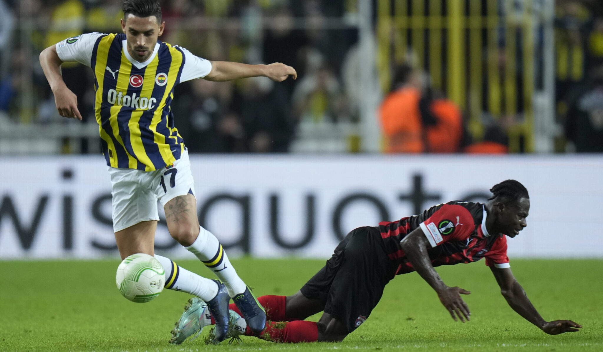 Στο στόχαστρο της ΑΕΛ ο Κέλβιν Οφόρι