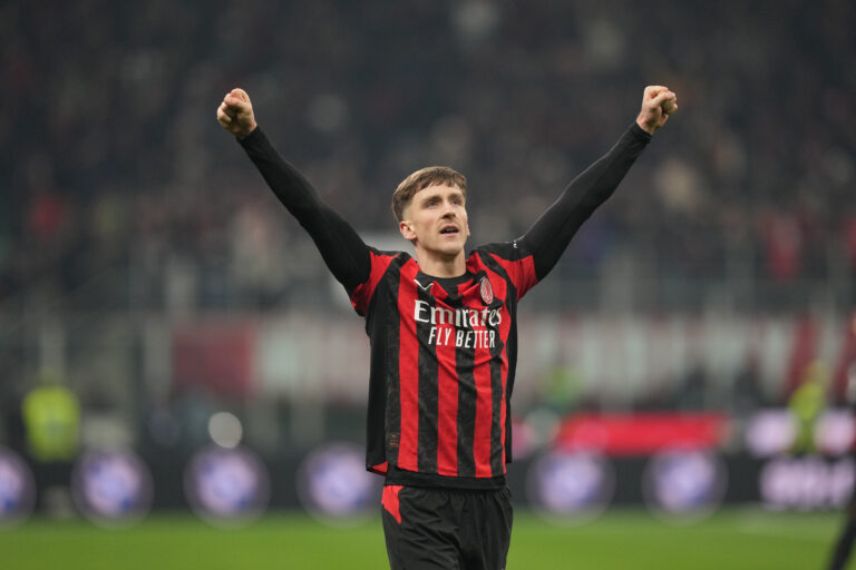 Στη Μίλαν μέχρι το καλοκαίρι του 2031 ο Σαλεμάκερς (ΒΙΝΤΕΟ)