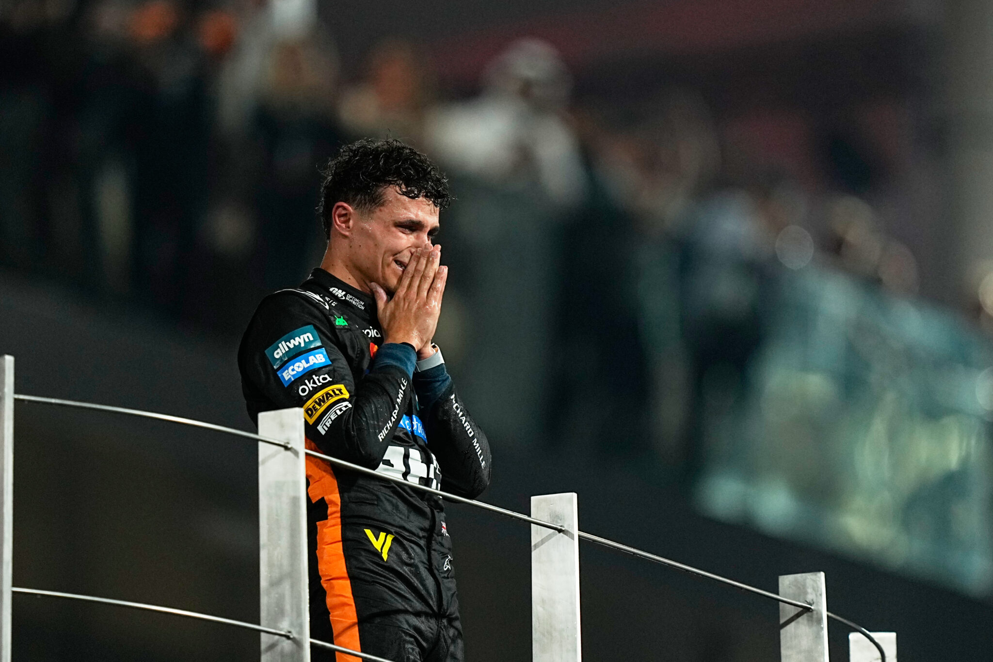 Συγκινημένος Νόρις: «Νόμιζα ότι δε θα κλάψω αλλά έκλαψα, τώρα καταλαβαίνω πώς αισθάνεται ο Μαξ» (ΒΙΝΤΕΟ)