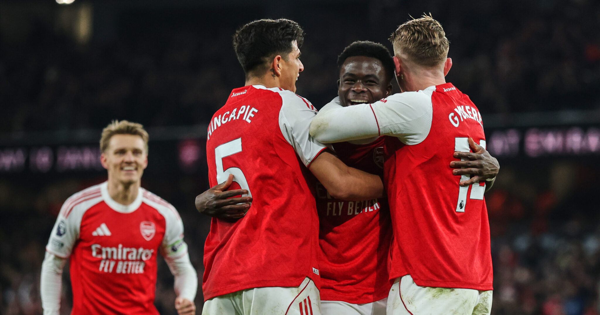 Με δυο… αυτογκόλ και λύτρωση στο 90’+4, η Άρσεναλ γλίτωσε το κάζο και διατηρείται στην κορυφή