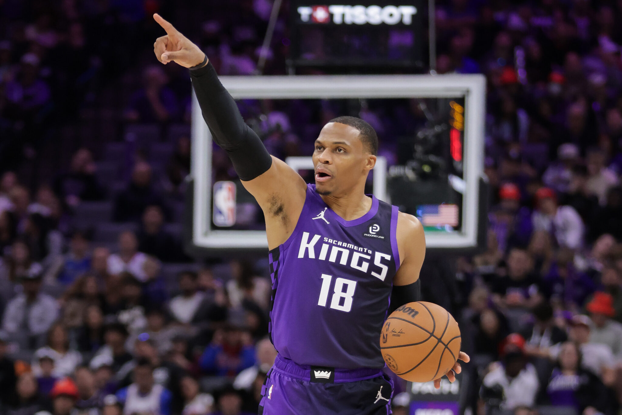 Ιστορικό βράδυ για Γουέστμπρουκ: Ξεπέρασε τον Μάτζικ στις ασίστ και λύγισε τους Μάβερικς