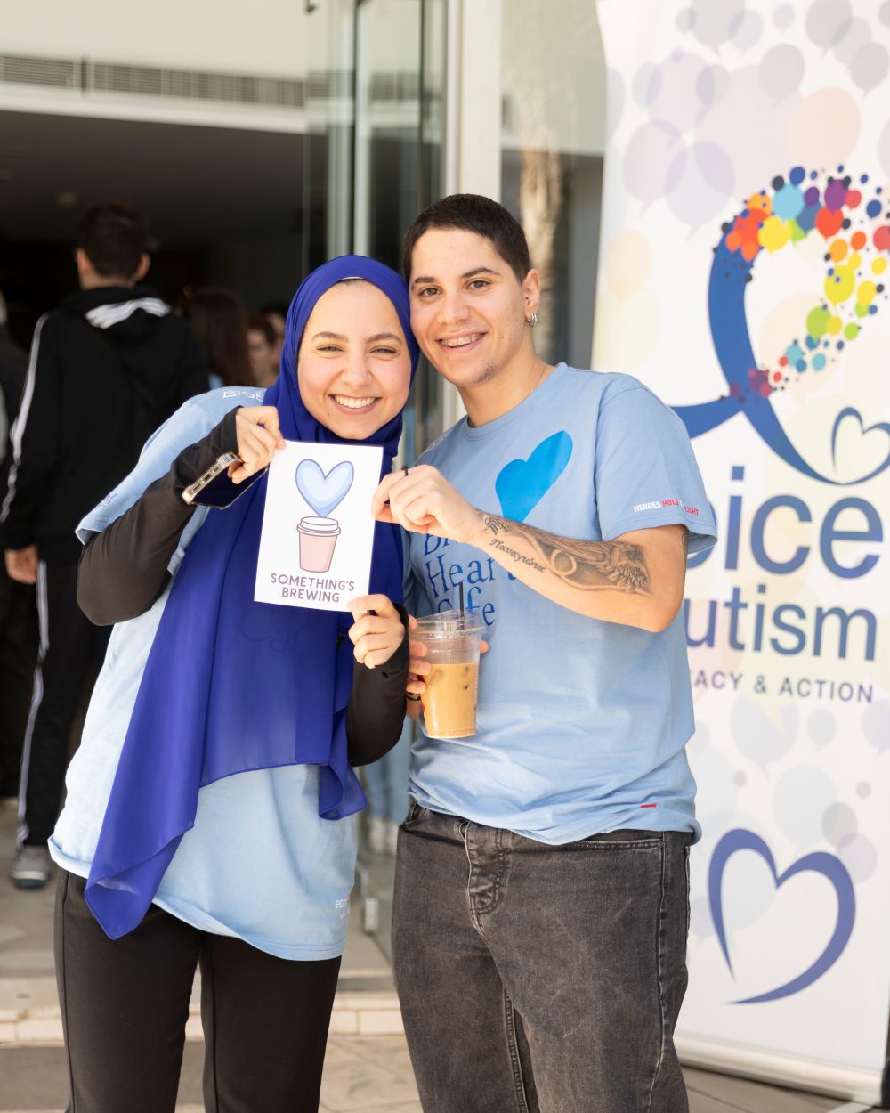 Το Andrey & Julia Dashin’s Foundation στηρίζει καφετέρια που λειτουργεί από νεαρούς ενήλικες με αυτισμό