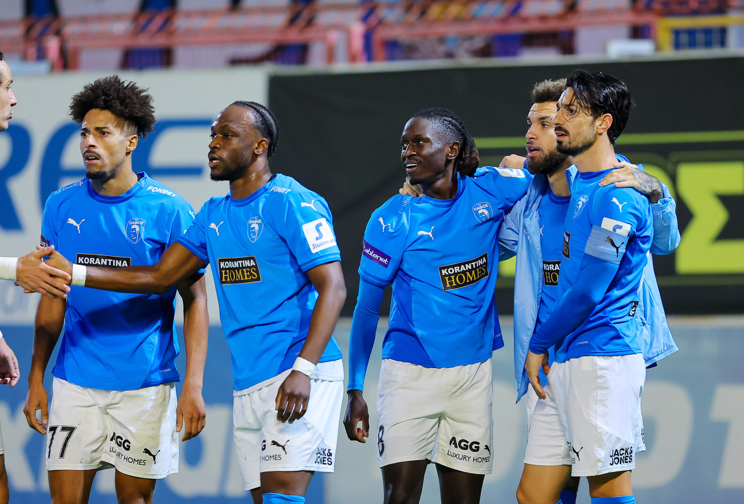 Στους δρόμους οι αγρότες: Παίρνουν θέσεις με τα τρακτέρ τους για το μεγάλο συλλαλητήριο