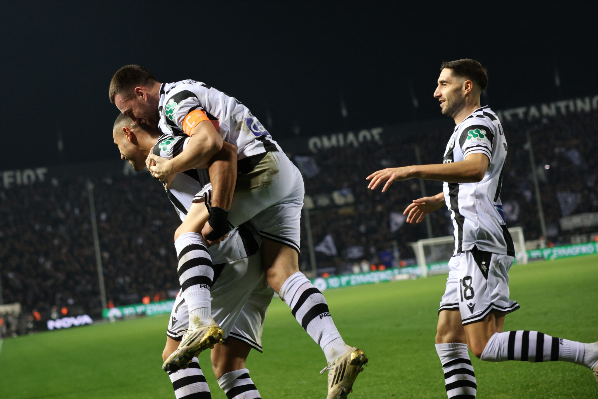 Αφεντικό της πόλης ο ΠΑΟΚ, έσβησε τον Άρη και συνεχίζει το κυνήγι της κορυφής