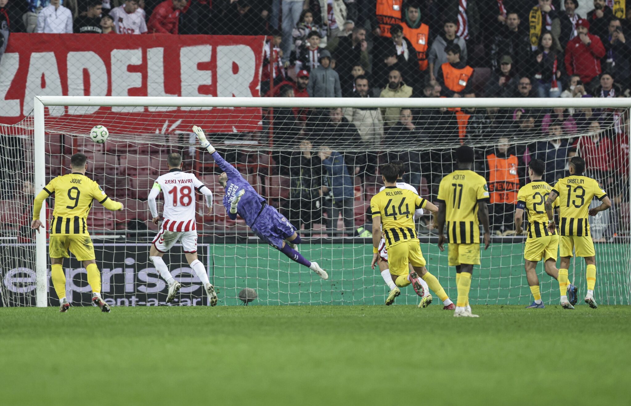 Το γκολ του Μάριν το ομορφότερο της αγωνιστικής στο Conference League (ΒΙΝΤΕΟ)