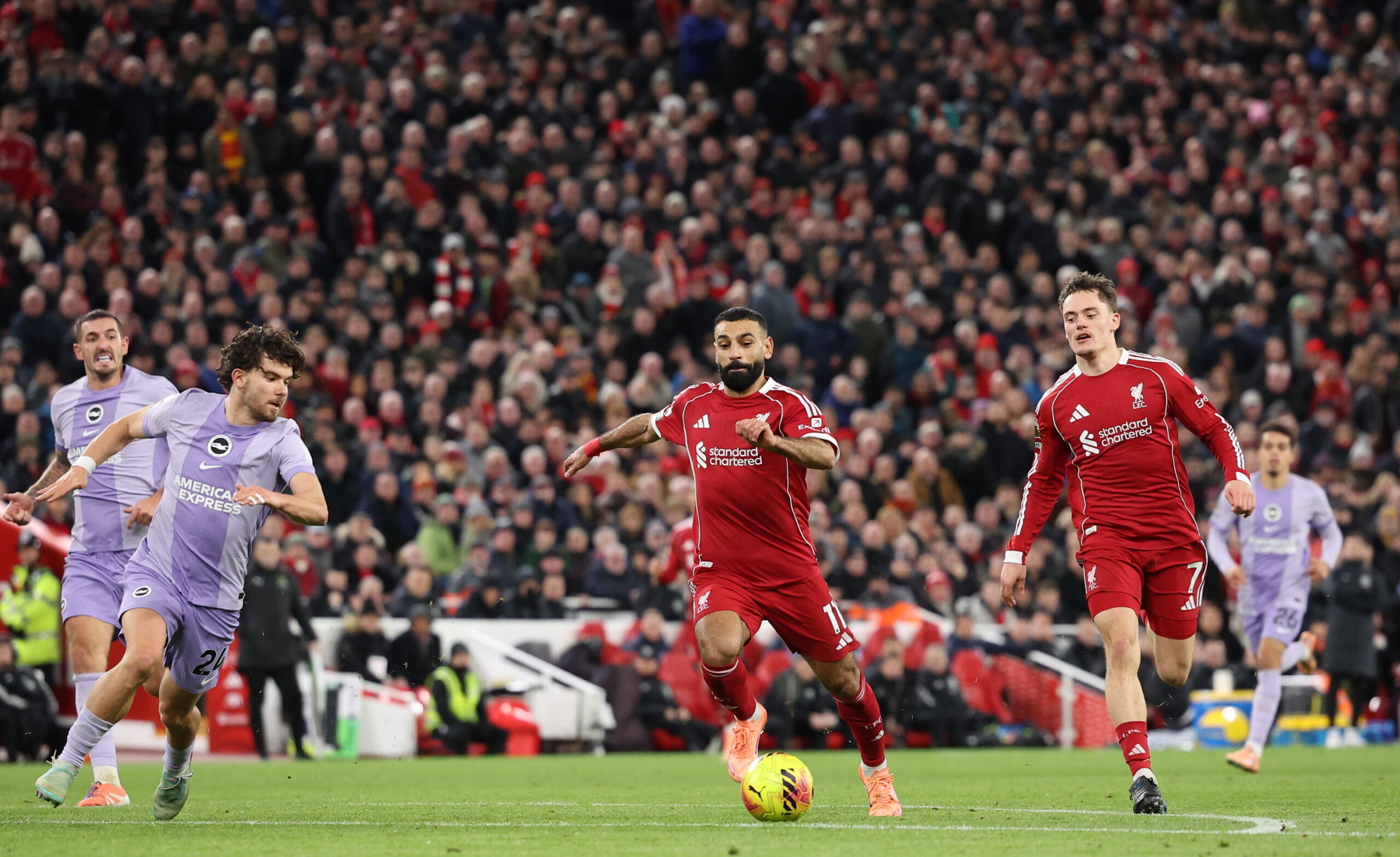 Ο Σαλάχ δάκρυσε και οι… θεωρίες για το μέλλον του δίνουν και παίρνουν