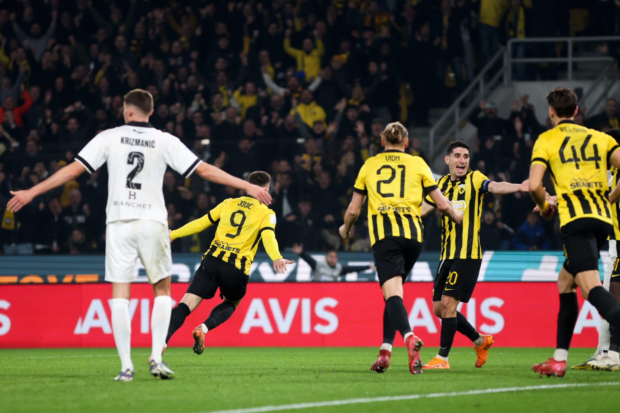 Χριστούγεννα στην κορυφή μετά από το 2007 η ΑΕΚ