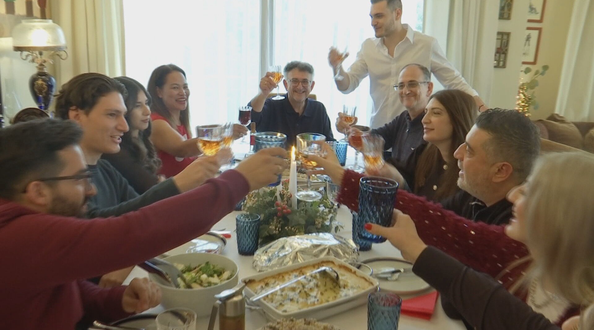 ΒΙΝΤΕΟ: Έτσι γιόρτασαν τα Χριστούγεννα οι Κύπριοι, οι στιγμές που ξεχώρισαν