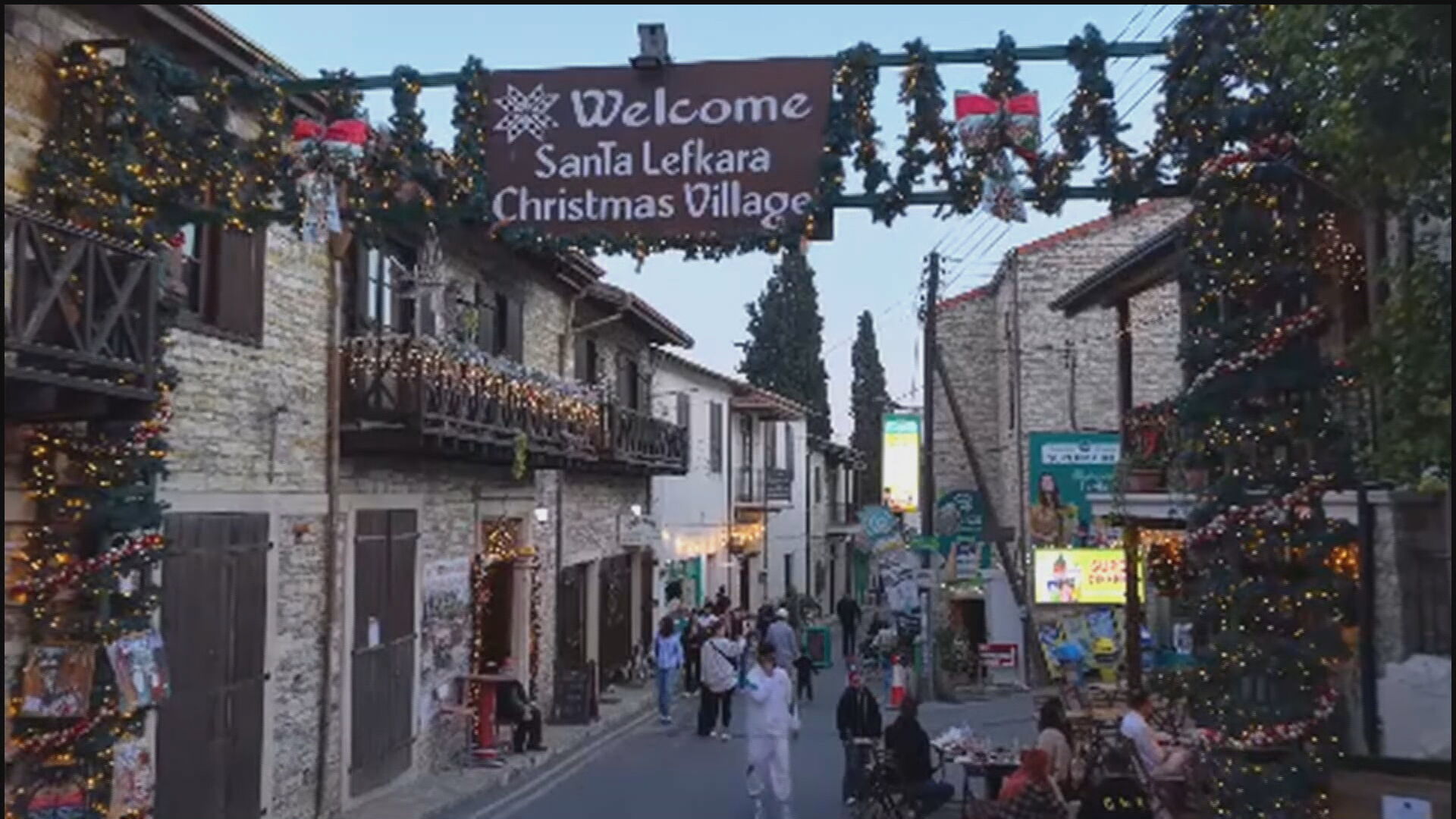Στο κλίμα των Χριστουγέννων η Κύπρος, πόλος έλξης τα γιορτινά Λεύκαρα
