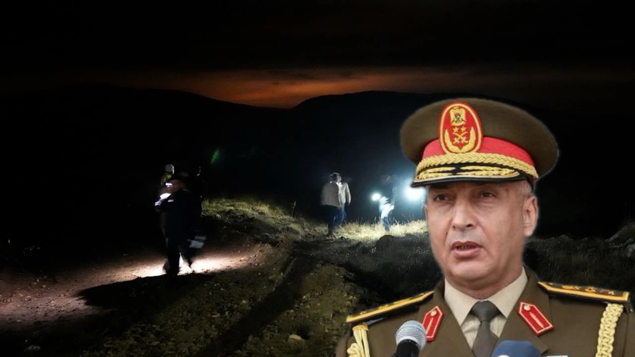 ΒΙΝΤΕΟ: Η στιγμή που εντοπίζονται τα συντρίμμια του αεροπλάνου με τον Αρχηγό του Λιβικού στρατού