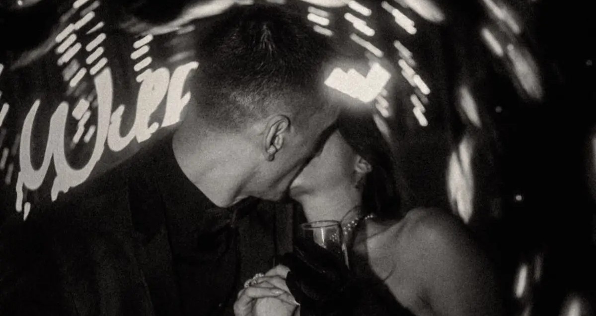 Πασίγνωστος Έλληνας μπασκετμπολίστας έκανε πρόταση γάμου στη σύντροφό του (ΦΩΤΟ)